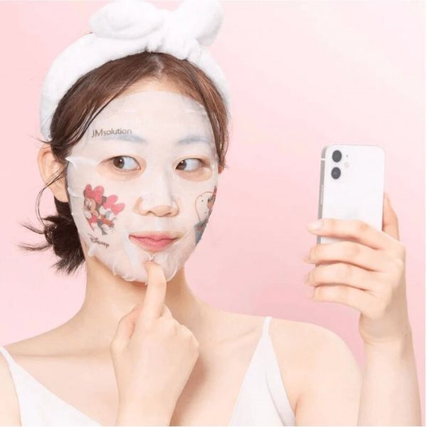 Тканинна маска для обличчя зміцнювальна з екстрактом граната JM Solution Disney Selfie Nourishing Pomegranate Mask JM1006 фото