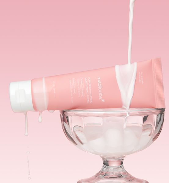 Зволожувальний крем з полінуклеотидами та гіалуроновою кислотою Medicube PDRN Pink Hyaluronic Moisturizing Cream, 50 мл MC1014 фото