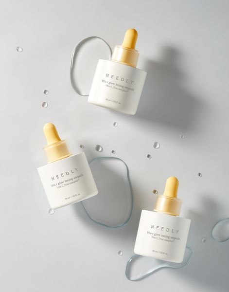 Тонізуюча сироватка вітаміном С для сяяння шкіри Needly Vita C glow toning ampoule, 30мл NE1016 фото