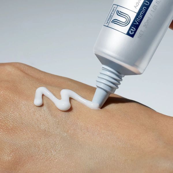 Крем-вуаль для рук з пептидами та волюфіліном CU SKIN Vitamin U Hand Veil Cream 30 г CU1067 фото
