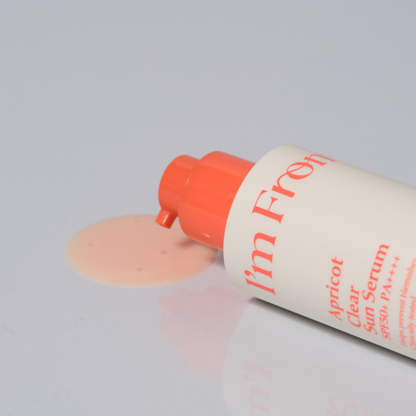 Сонцезахисна сироватка з абрикосом I'M FROM Apricot Clear Sun Serum, 50 мл IF1018 фото