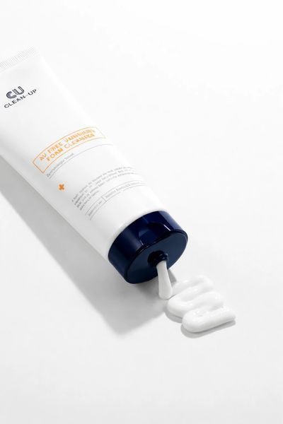 Кремова очищуюча пінка із каламіном та саліциловою кислотою Clean-Up AV Free Vanishing Foam Cleanser, 150 мл CU1062 фото