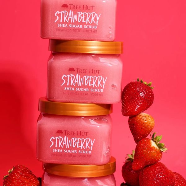 Скраб для тіла Tree Hut Strawberry Sugar Scrub 510g TH1009 фото