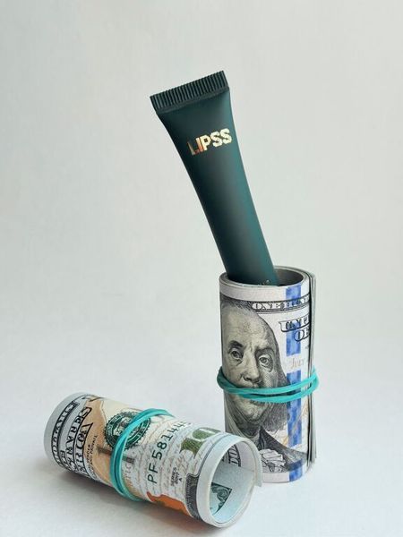 Блиск для губ Lipss Smells like money LI1012 фото