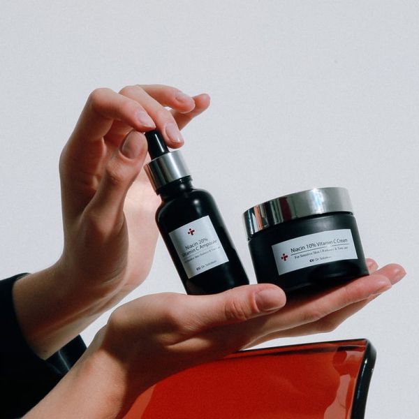 Освітлюючий антиоксидантний крем з ніацинамідом 10% та вітаміном С CU SKIN Dr.Solution Niacin 10% Vitamin C Cream 50 мл CU1060 фото