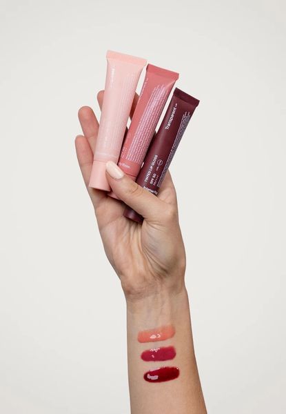 Сонцезахисний бальзам для губ TRANSPARENT-LAB Intense Plum SPF 50 15 мл TL1034 фото