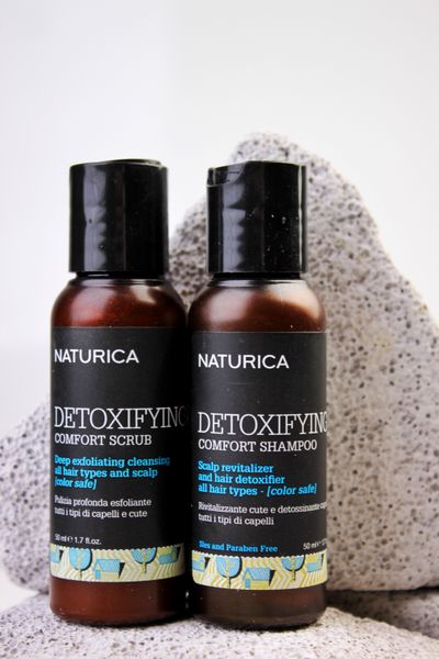 Міні детокс набір: шампунь та скраб DETOXIFYING MINIS 2X50ML COMPOSED BY: DETOX.COMF.SH 50ML DETOX.COMF.SCRUB 50ML 2X50 мл RI1029 фото